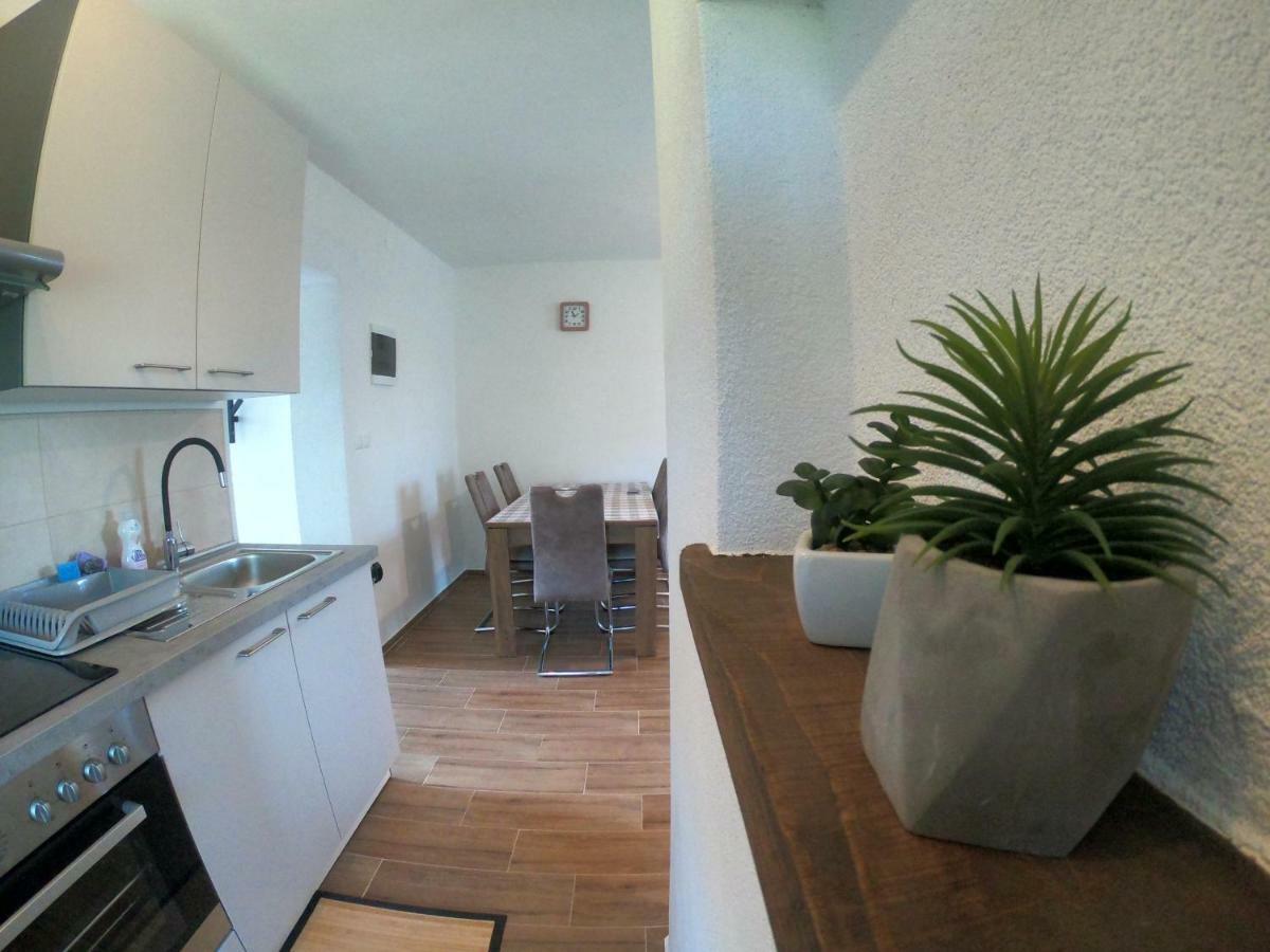 Apartmani Zekic Lopar Exterior foto