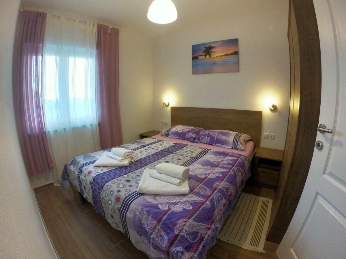 Apartmani Zekic Lopar Exterior foto